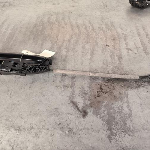 Poignee porte arriere droit