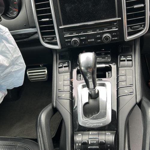 Vehicule-PORSCHE-CAYENNE%25202%2520PHASE%25201-2010-9618b1303c5e137d61e581cf38725f7664b7423b9aedd90832f85b497fe18bd5_m.jpg