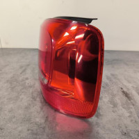 111045594-b4fa3c2b-be53-4e00-a794-20003deea842-Piece-Feu-arriere-principal-droit-feux-1T0945096R-VOLKSWAGEN-TOURAN-2-7d848ae6bfb8463b29b0e880868dfc8e06c5049ef0f138972a548307efb1ab32_m.jpg
