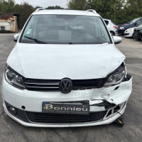 Vehicule-VOLKSWAGEN-TOURAN%25202-2014-8907e0861b8ea477952f3a7aa347e1f492603329f4140018908a6cc7eff5bb1f_m.jpg