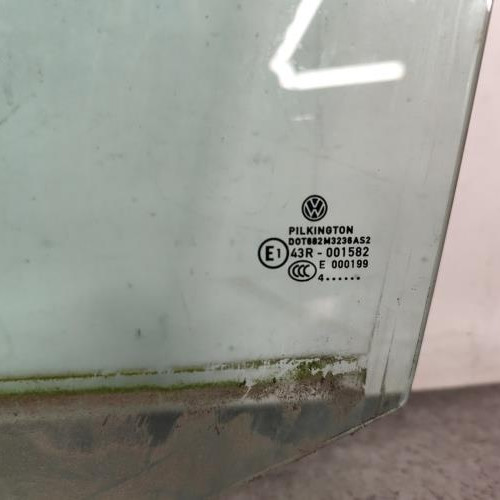 111045630-092414f4-3243-4571-9dae-577e92dc385a-Piece-Vitre-avant-gauche-1T0845201D-VOLKSWAGEN-TOURAN-2-87c40e08947c387580c80b9680e52ded9708e83fdec85021bea4c79998f7b8bd_m.jpg