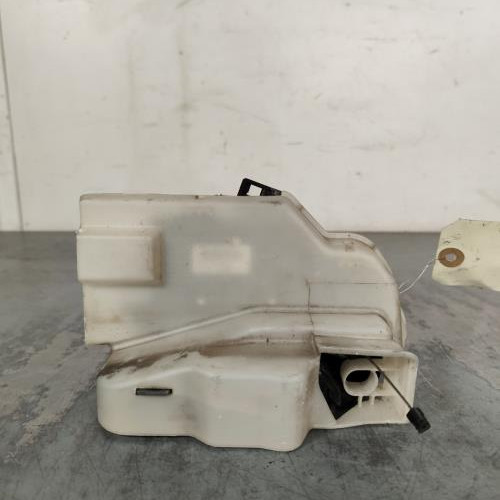 Fermeture centralisee avant gauche