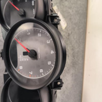 111048318-de03260d-c97d-4200-a468-4033fda7ec63-Piece-Compteur-95864195810-PORSCHE-CAYENNE-2-PHASE-1-327c8528a99d9e5217153069630052d582d8ba5028e8f852d1952757e421bbe8_m.jpg