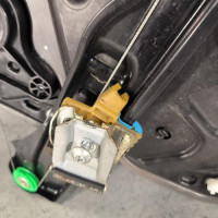 111048328-857567b3-bfbb-4c9a-84ee-ad3aae509b7b-Piece-Leve-vitre-electrique-arriere-gauche-95862481100-PORSCHE-CAYENNE-2-PHASE-1-3d378ecd3b43d7b5fb25c6877755c4161a83a654c9a7162fc986ea0b8f45780b_m.jpg