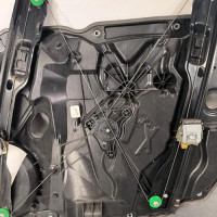111048330-fd0e67f3-f6db-40f4-910e-81a4fc17e2dd-Piece-Leve-vitre-electrique-avant-gauche-95862480100-PORSCHE-CAYENNE-2-PHASE-1-031f1053feb3fabf13798d9e2b9d00ecd0c423ac6f863e7ce8fb85fb4bde877e_m.jpg
