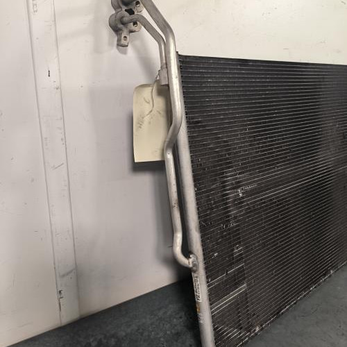 111048624-628d7d73-9d71-4289-9f85-0129b84e005b-Piece-Condenseur-de-clim-95857311102-PORSCHE-CAYENNE-2-PHASE-1-5e71293fb19f19cd2aa8c829f95b6ccfa2bdb4b04a119ad9fdfa855ae9eade7a_m.jpg
