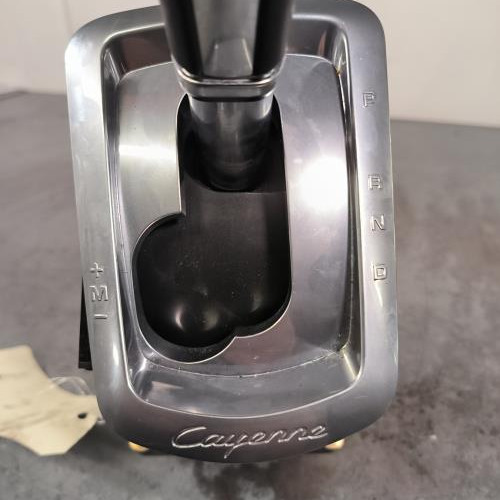 111048629-b651e69d-4c22-477e-9238-3daeab1819ca-Piece-Levier-de-vitesses-95842609310-PORSCHE-CAYENNE-2-PHASE-1-85bac5e94694f31d03be94e40b7df2af65b37cd0a4ef3da66cbb180c18973a41_m.jpg
