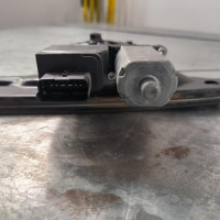 111108657-9c3d6592-fc51-40e8-a037-70c4f2736d70-Piece-Leve-vitre-electrique-avant-droit-9840159380-CITROEN-JUMPY-3-XS-d3babee734efc7a465c4cb4b30358a7ea87fa0632070a2aaa1678501a15a55ff_m.jpg