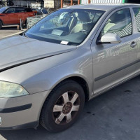 Vehicule-SKODA-OCTAVIA%25202%2520PHASE%25201-2006-770a280eceaf6f6b8780489b3a2013d92e97c886d7f2ebfc618e2492f6fe81bd_m.jpg