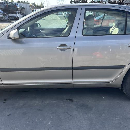 Vehicule-SKODA-OCTAVIA%25202%2520PHASE%25201-2006-d10d363bc890f813debafa65ad0235f44fbe5287edc34e2216594ff444a397bb_m.jpg