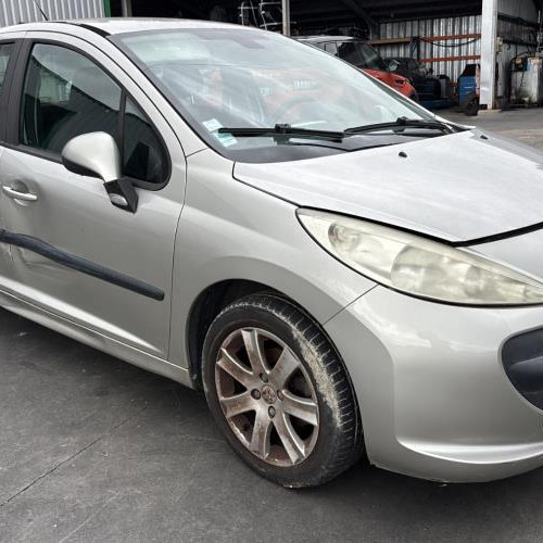Vehicule-PEUGEOT-207%2520PHASE%25201-2009-0e4c5df8febcec752c34b361fc7f7c464615ff5cc5cc8586d4e988bfd1e531a1_m.jpg
