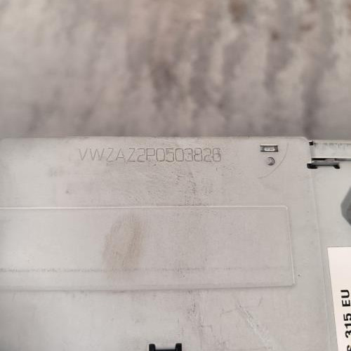 111281546-9b93bb56-ef82-4805-9c77-43766af6d000-Piece-Autoradio-dorigine-3C8035279R-VOLKSWAGEN-TOURAN-2-6108a7c9073933ec10596044ab38153c086b97e5a0eafb6b46362fe97e0156e5_m.jpg