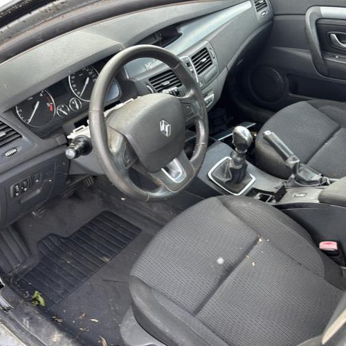 Vehicule-RENAULT-LAGUNA%25203%2520PHASE%25201-2008-bc397378700881a7af976e8ab86012f0d6312ce2c469fa29465746cca8757a93_m.jpg