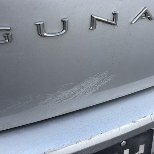 Vehicule-RENAULT-LAGUNA%25203%2520PHASE%25201-2008-c9bf0617a08c3e7e45102e0d85b59998635437e59069ddfd8e877a8034f0fe13_m.jpg