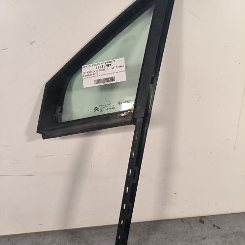 Custode avant gauche (porte)