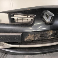 111335055-09d614d1-978e-41f9-93ba-0eed95919d47-Piece-Pare-choc-avant-620223579R-RENAULT-MEGANE-2-PHASE-2-BREAK-04758ddd06895cd57a843d087a845a91c43f9ed51912030670ae87e49901bc6a_m.jpg