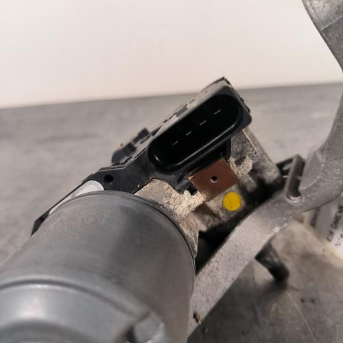 111476417-08a3ec42-27d8-4a90-a352-5879c95b2648-Piece-Moteur-essuie-glace-avant-gauche-98100A4000-KIA-CARENS-4-PHASE-1-342281b6155bba812fb6c831eb53ce36ce6962f1127c884756c337385b9f696c_m.jpg