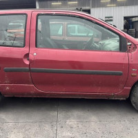 Vehicule-RENAULT-TWINGO%25201%2520PHASE%25203-2001-c15fcc43ecabafe7977ad93d59c2304f5638205e33ccd8ffb10d54f0846c2b7a_m.jpg