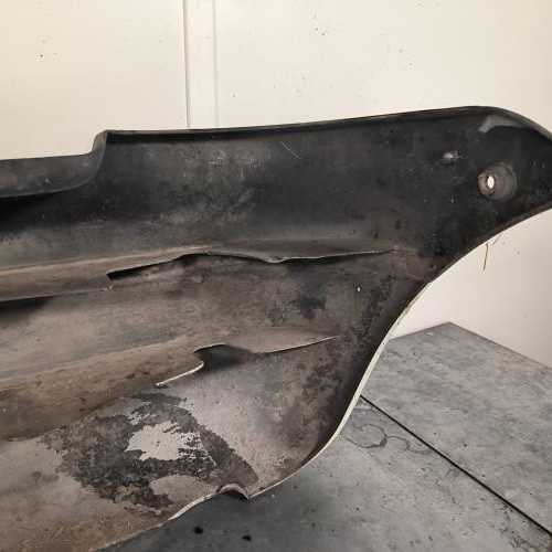 111514965-4c238cbc-95e6-4638-9a42-391bd3f681df-Piece-Pare-choc-arriere-7701471467-RENAULT-TWINGO-1-PHASE-2-34a70e5930b336a06bc4d185627e29e36fc4f5fd0576efe221c67a0cf4c10df0_m.jpg
