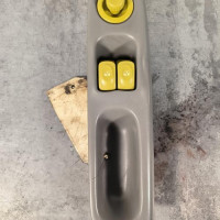 111515751-f52c1767-8527-4670-97e3-9940e8b05acc-Piece-Interrupteur-de-leve-vitre-avant-gauche-7700425386-RENAULT-TWINGO-1-PHASE-2-2b0c19a01b36913c1dbcd1a2334ab0a11e5b9e0be911d56388260cb96e0b7be6_m.jpg