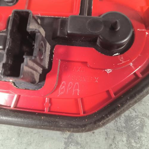 111523783-b85b1dcc-7c1b-4f53-9e5b-c83e2d16f9f7-Piece-Platine-feu-arriere-gauche-PEUGEOT-206-PHASE-1-9acbbd8f6e1fb31422f32f5bce9d39b8a84e11d54937bc8e9f1cd7bf0be4e017_m.jpg