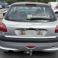 Vehicule-PEUGEOT-206%2520PHASE%25201-2000-e1f4b5cfbd67f9125a768d4285be4924ed7cf2d8aad7ffa1da64d891876b8571_m.jpg
