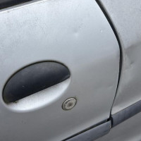 Vehicule-PEUGEOT-206%2520PHASE%25201-2000-46a358d16bdfa38695be19384b22ed4ac090b5566fdf71556d949fddf61c787f_m.jpg