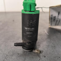 111594185-118b7947-84db-4ad8-b0e7-e807f0c1ced6-Piece-Pompe-lave-glace-avant-643460-PEUGEOT-206-PHASE-1-5e3f5d18a6542a188a9d40dfbb3dd82e64afba17d334d9e188b36804cac1673b_m.jpg