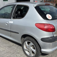 Vehicule-PEUGEOT-206%2520PHASE%25201-2002-3e737e0a7636df8a94da426785d92c54eae6d31baaefbd6227f87bd2304a6a6c_m.jpg