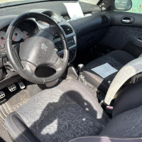Vehicule-PEUGEOT-206%2520PHASE%25201-2002-33b41563a684257726a5ca014e55fc35a9a7531c9bd2276020549105fafa9245_m.jpg
