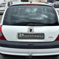 Vehicule-RENAULT-CLIO%25202%2520PHASE%25202-2002-c1e8c09b4863ca96dd010d3c3e4a794bc74e5981937eaa95a4e6334ff93940bc_m.jpg