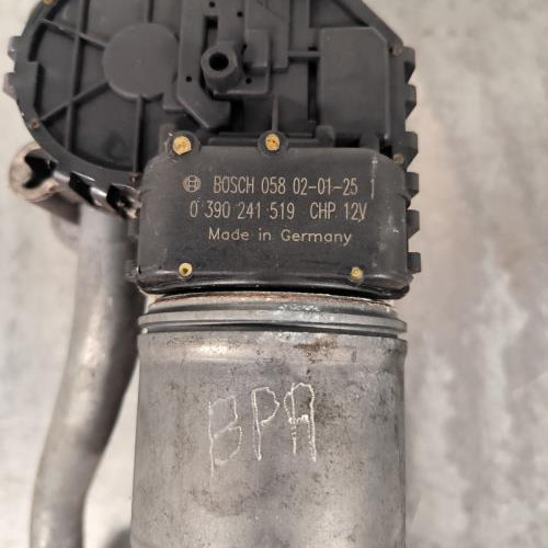 111666649-4a9fc48c-778c-4294-8cbb-3ea802ff890a-Piece-Moteur-essuie-glace-avant-7701056500-RENAULT-CLIO-2-PHASE-1-f70e713d62dfbb5f0565382da0d8a7f2345294e459bb97d13c498850d97f6bed_m.jpg