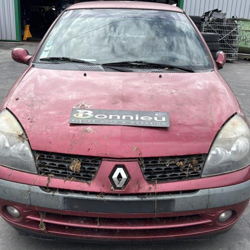 Vehicule-RENAULT-CLIO%25202%2520PHASE%25201-2002-53c82b0f3613adc2d76f83ef4f25e41ed1e0052e153fa75cbae685247518ff22_m.jpg