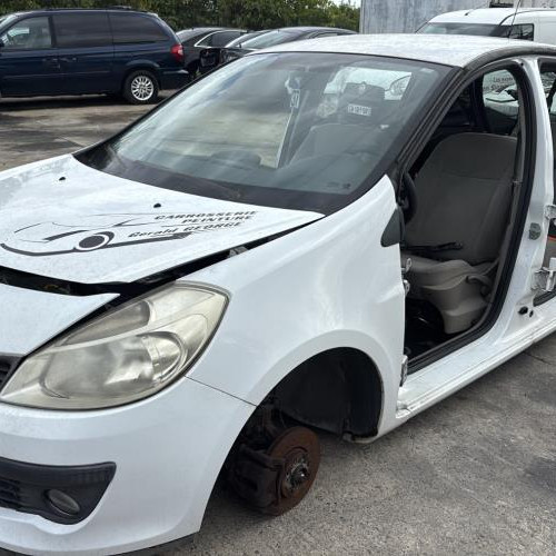 Vehicule-RENAULT-CLIO%25203%2520PHASE%25201-2006-066bc418b3e250a73b3e0aef147c416c9796ed824b5015a6b466582d5547e895_m.jpg