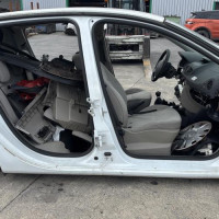 Vehicule-RENAULT-CLIO%25203%2520PHASE%25201-2006-c083a521ce61539bfe2fa99258c22725c85d1ed1ceb7d90e23f0028dba419701_m.jpg