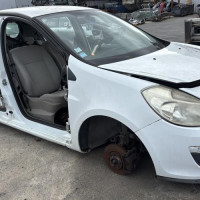 Vehicule-RENAULT-CLIO%25203%2520PHASE%25201-2006-db1f1b2bbd600435e324eea67740e3a20cc1848356c4602cb8c27ee4a84b11c0_m.jpg