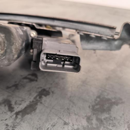 111803859-b9da0fe9-7163-4464-b7fe-675b4b1ce0ae-Piece-Leve-vitre-electrique-arriere-droit-9224A6-PEUGEOT-307-PHASE-1-0adfbcb3e998198f893d724d214af8ff407b8b4bdaf6993dc9d5d152eeb07995_m.jpg