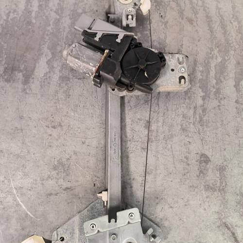 111803859-bf7ce652-5b24-4c52-9ed4-c450a626b037-Piece-Leve-vitre-electrique-arriere-droit-9224A6-PEUGEOT-307-PHASE-1-e1b463a7c907f4578b561a49f6d868bb89f1e1a7f99ac2d912bc368cad16ccff_m.jpg
