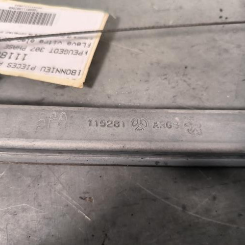 111803860-6370c013-d74d-4f07-97f3-bd9d211f7b3e-Piece-Leve-vitre-electrique-arriere-gauche-9223A2-PEUGEOT-307-PHASE-1-1f22eb4d4c6c17667fbe3d7b5708f423aa835b3cd731f36ba442127ef30affd9_m.jpg