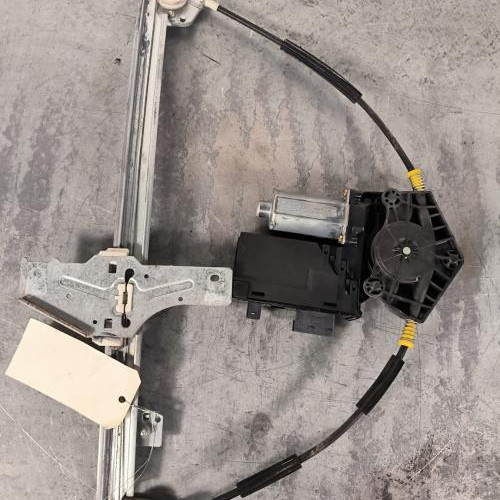 111803861-ae1b5c7a-ec32-4714-bfb7-ee308a1383ac-Piece-Leve-vitre-electrique-avant-droit-9222J9-PEUGEOT-307-PHASE-1-e95a8a5827a8c27937d6a4c47dd7181e4350f0343202e38335e732a575642f77_m.jpg