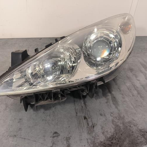 Optique avant principal gauche (feux)(phare)