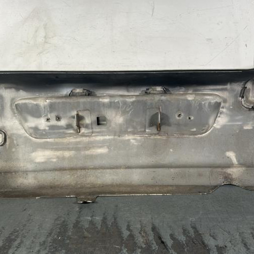 111840662-9b0d9dbf-2a8a-44b7-8ac9-c46e1c9194ff-Piece-Pare-choc-arriere-7410Q6-PEUGEOT-307-PHASE-2-15ea901e6015c6120f936bcda583e4d2d97fdd54b0f8fbe257bf8152eb17231b_m.jpg