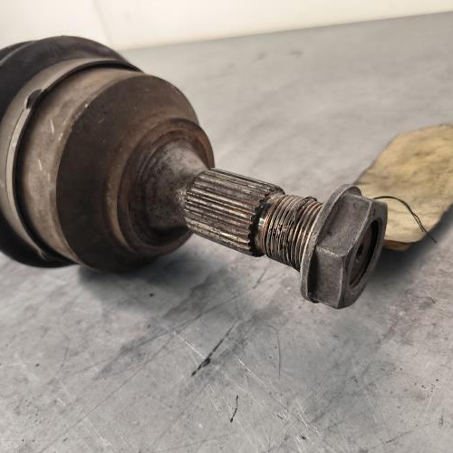 111841692-974085d2-2106-4b1f-b49a-b3313e61e32b-Piece-Cardan-droit-transmission-9812781280-PEUGEOT-307-PHASE-2-aba1a6311202ea3c5b4665e1b77806ec889bbdd1617df958eb53e9d9e8755a3a_m.jpg