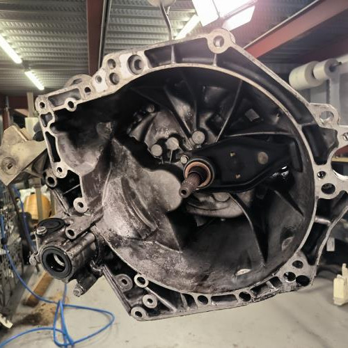 111841869-28efbdb8-99a7-4760-82db-2e3d4ed70d76-Piece-Boite-de-vitesses-2222LL-PEUGEOT-307-PHASE-2-0f81bf75b93b50f73d5b099f71a2f1e7b212d1c902bbda1d249f3e3c59e673bb_m.jpg