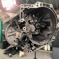 111841869-a3a84dc9-91df-489c-b922-f87f97313743-Piece-Boite-de-vitesses-2222LL-PEUGEOT-307-PHASE-2-08f136e5337eec81aec277667580571481132ca2f59c41d7d1b57a404216ae48_m.jpg