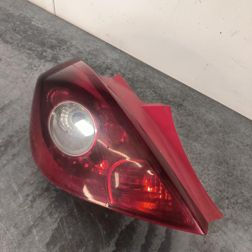 Feu arriere principal gauche (feux)