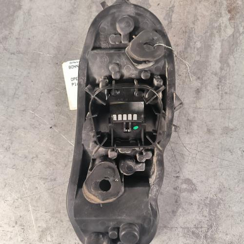 111883710-b7e1f809-b323-48b9-aa31-89483276e43e-Piece-Platine-feu-arriere-droit-93189104-OPEL-CORSA-D-PHASE-1-cad611441f7f3b0f4dfcabda7280bc9565b15c1670c2e441accdb812a0901754_m.jpg