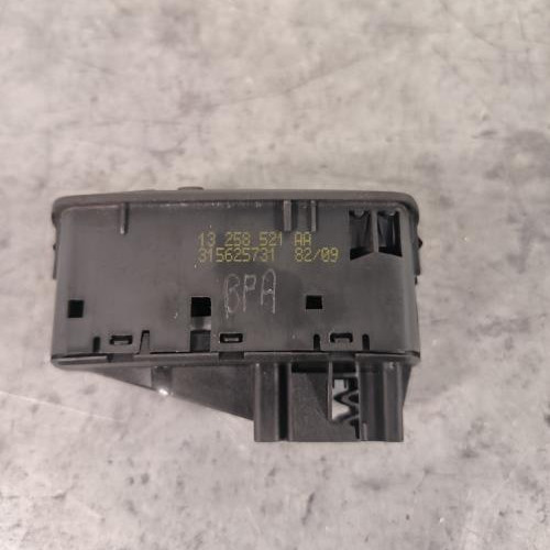 111887535-d8a818e4-9407-4993-81df-14b45dbbab22-Piece-Interrupteur-de-leve-vitre-avant-gauche-13258522-OPEL-CORSA-D-PHASE-1-d91ed2394f6c7acc71c111adde3c72e30001bb611858a6ba023220f9088d0d79_m.jpg