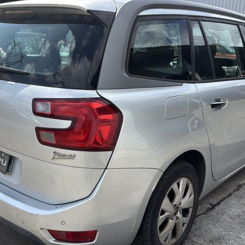 Vehicule-CITROEN-C4%2520GRAND%2520PICASSO%25202%2520PHASE%25201-2013-3f402ed661c7ade7494289abe9cfc127fffd5a7936114a3cc8ed27f696af5833_m.jpg