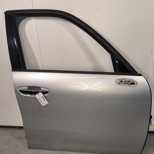 Porte avant droit